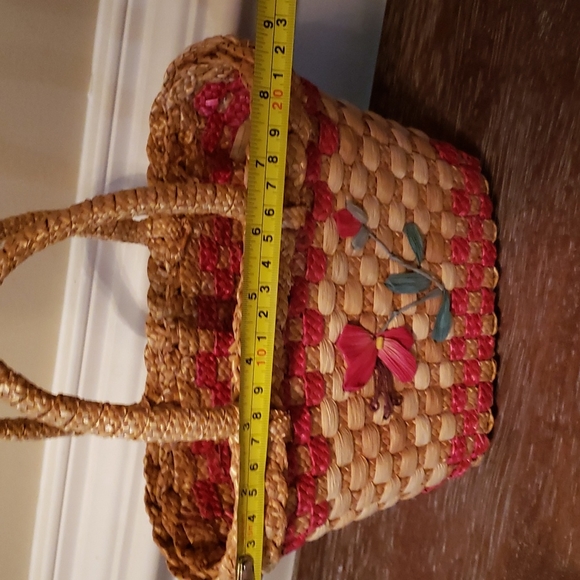 Vintage! 1970's Basket Weave Purse! 2XHost Pick - Picture 6 of 10